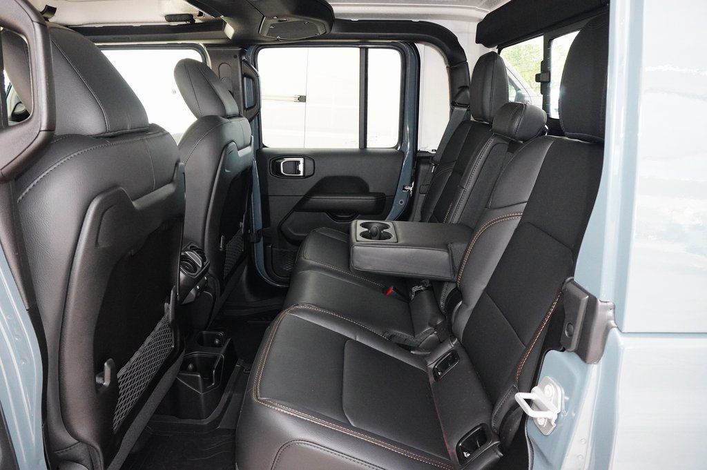 New Car 2025 Jeep Gladiator  Sport For Sale Under $50,000 In Weatherford, Texas