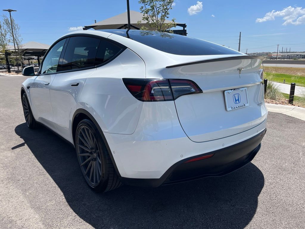 Thumbnail: 2022 Tesla Model Y - 6