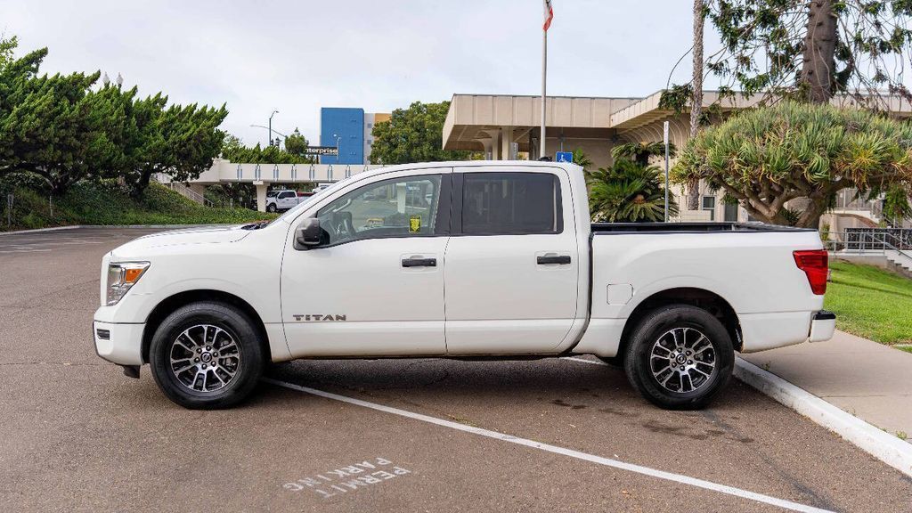 Used 2022 Nissan Titan SV 4D Crew Cab