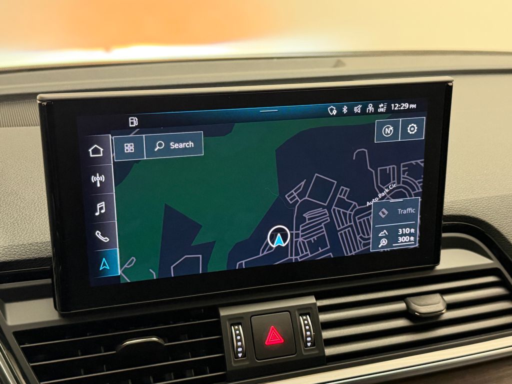 Thumbnail: 2022 Audi Q5 - 27