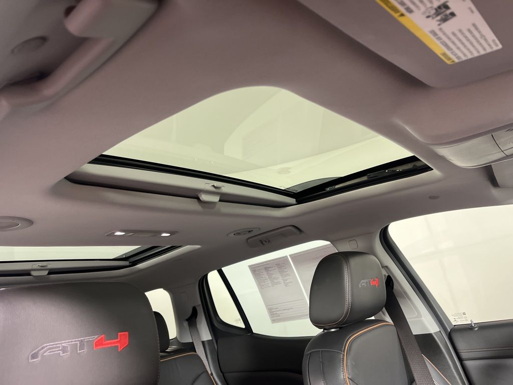 Thumbnail: 2022 GMC Acadia - 6