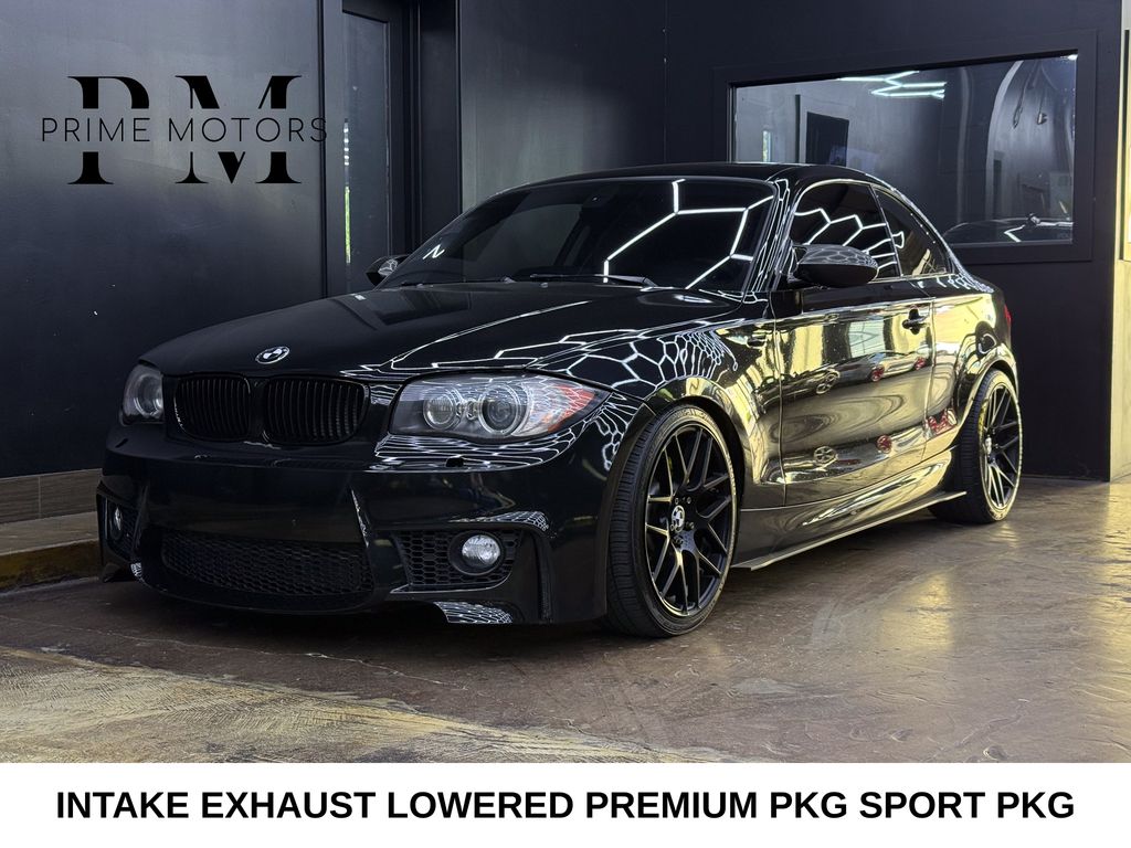 Black Sapphire Metallic 2009 BMW 1 Series Coupe Rear-Wheel Drive 6-Speed Automatic