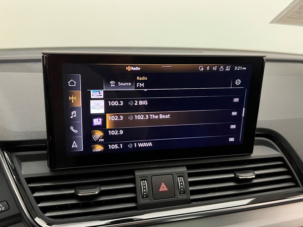 Thumbnail: 2023 Audi Q5 - 30