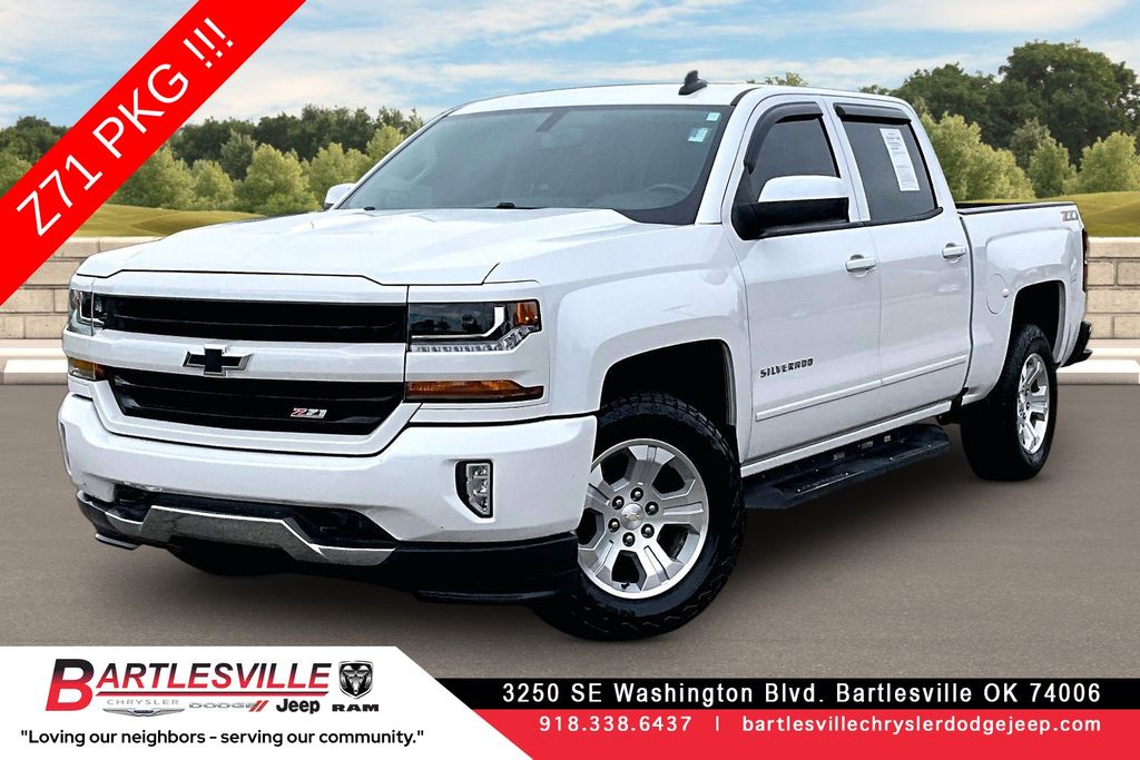 White (Iridescent Pearl Tricoat) 2018 Chevrolet Silverado 1500 Pickup Truck Four-Wheel Drive 6-Speed Automatic Overdrive