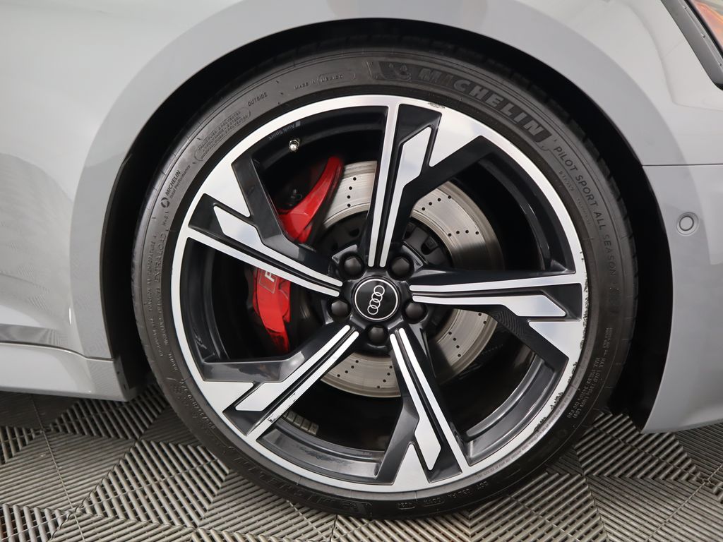 2023 Audi RS 5  32