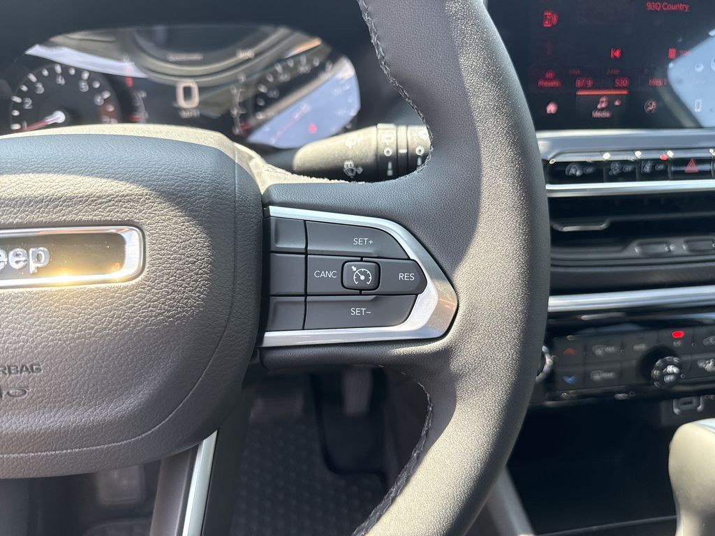 2026 Jeep Compass Latitude White at Victoria Chrysler Dodge Jeep Ram