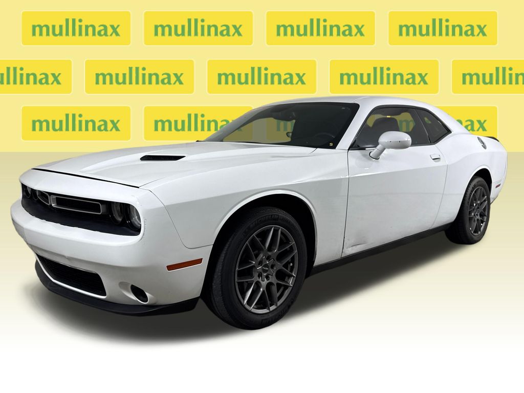 Used 2016 White Dodge SXT image 14