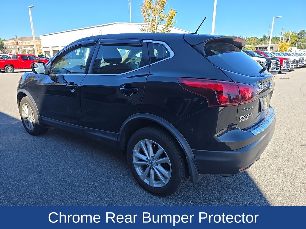 2017 Nissan Rogue Sport S