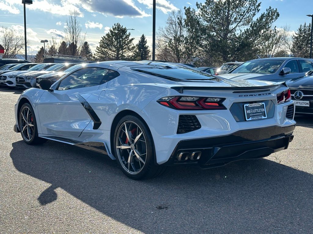 2023 Chevrolet Corvette Stingray 2