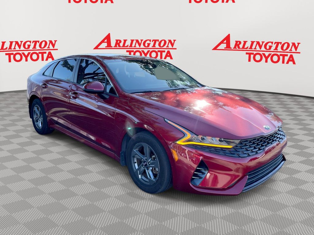 2021 Kia K5 LX's photo