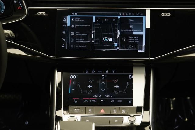 Thumbnail: 2026 Audi Q8 - 10