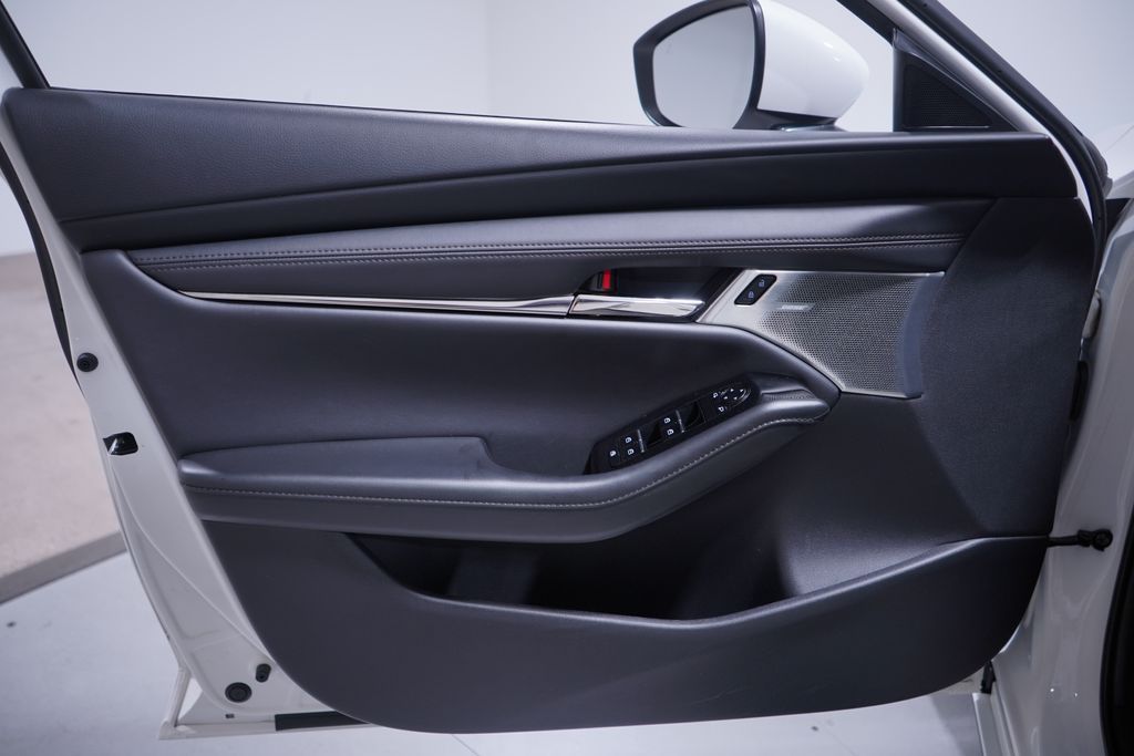 Thumbnail: 2023 Mazda Mazda3 - 16