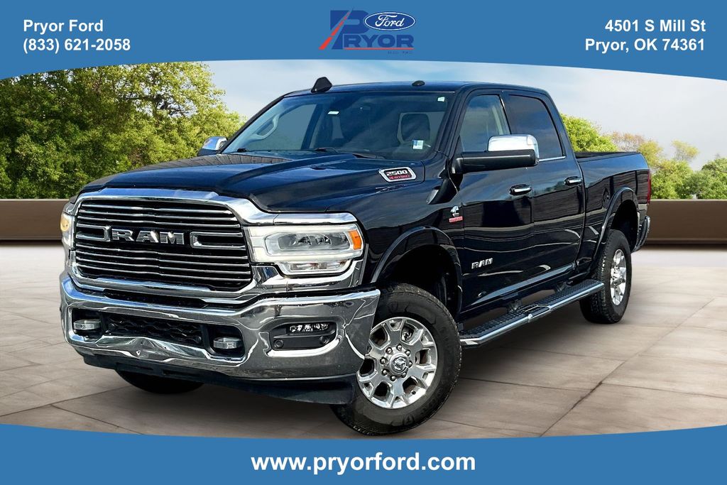 Diamond Black Crystal Pearlcoat 2022 RAM 2500 Laramie Crew Cab 4WD Pickup Truck Four-Wheel Drive 6-Speed Automatic