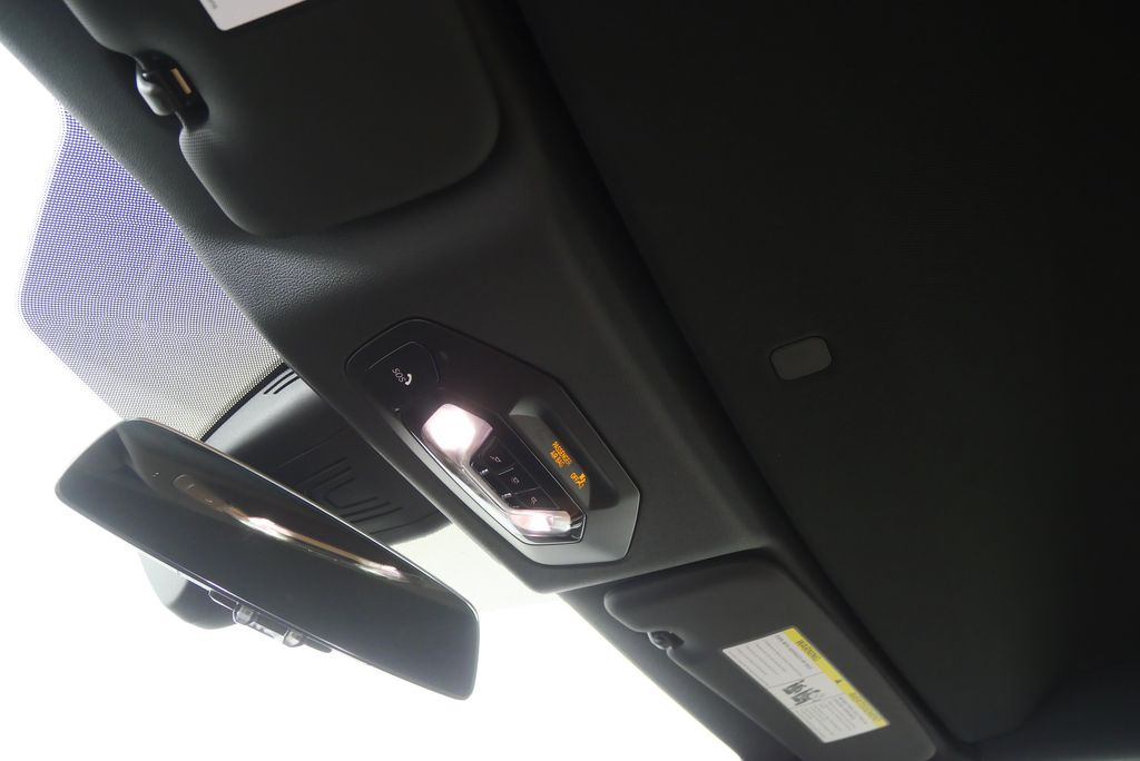 Thumbnail: 2026 BMW 4 Series - 15