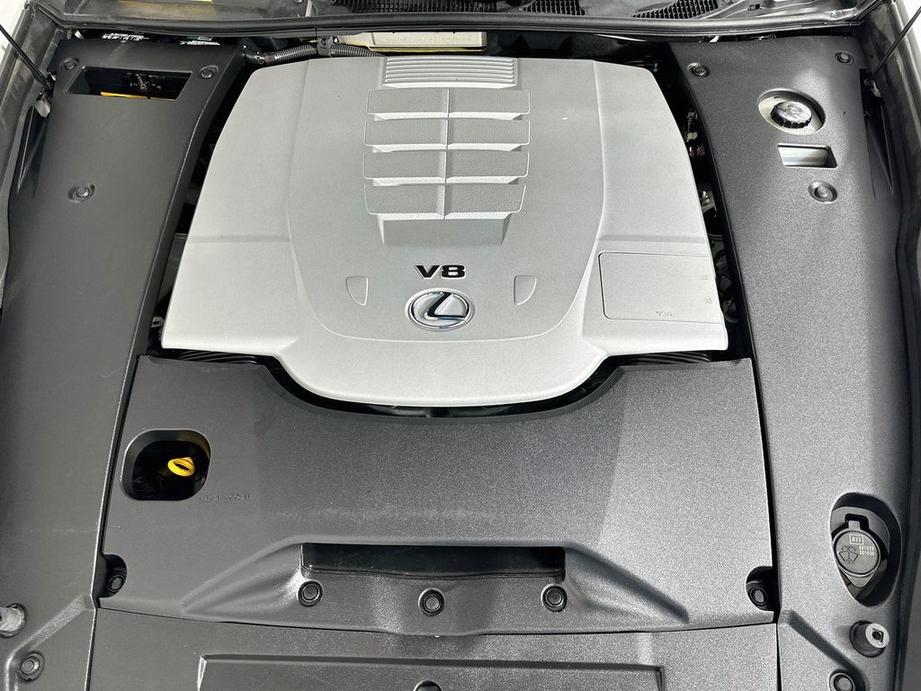 Thumbnail: 2016 Lexus LS - 31