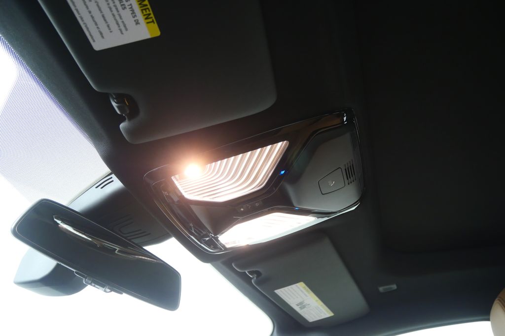 Thumbnail: 2026 BMW i4 - 21