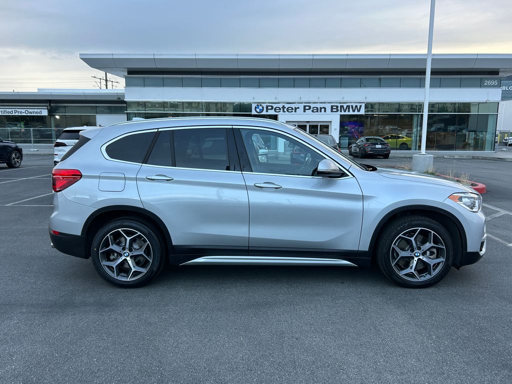 Thumbnail: 2019 BMW X1 - 6