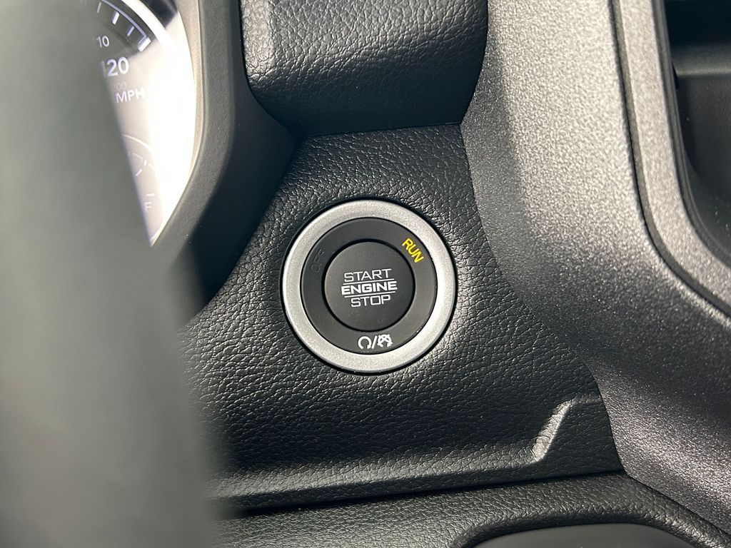 New 2026 Bright White Clearcoat Ram Tradesman image 25