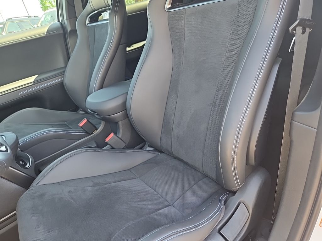 2025 Hyundai Ioniq 5 SE 16