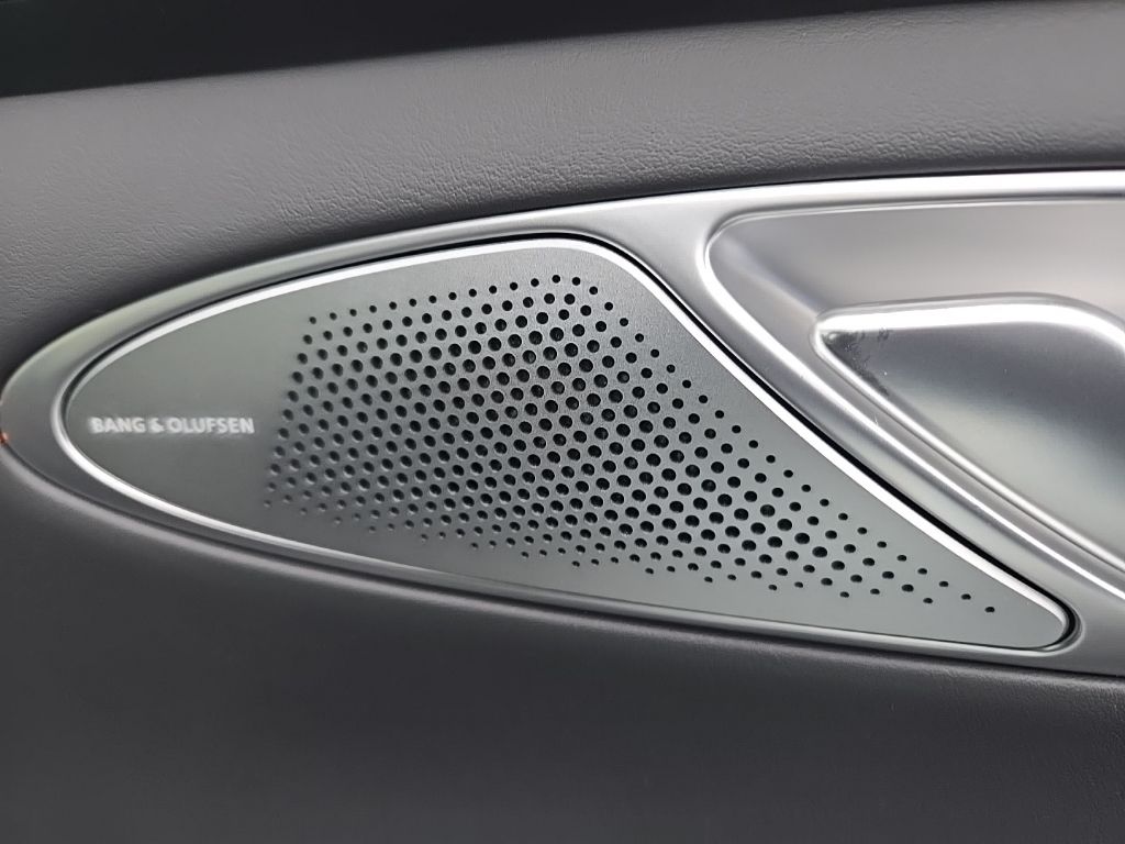 2026 Genesis GV70 Sport Prestige 25