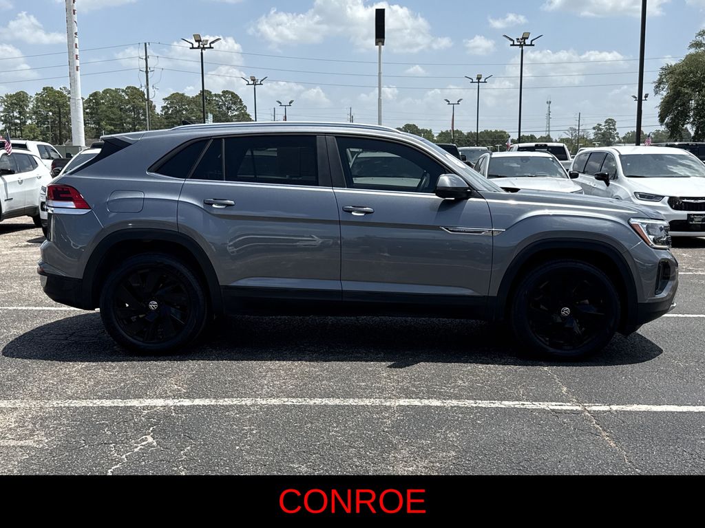 2024 Volkswagen Atlas Cross Sport 2.0T SE w/Technology Gray at DeMontrond Auto Country