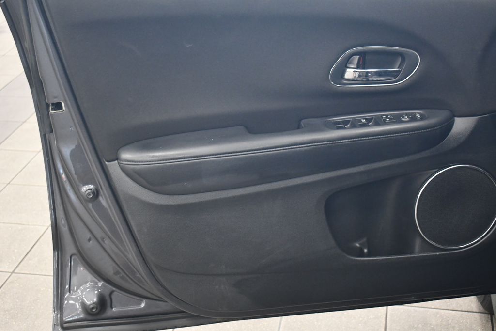 Thumbnail: 2016 Honda HR-V - 14