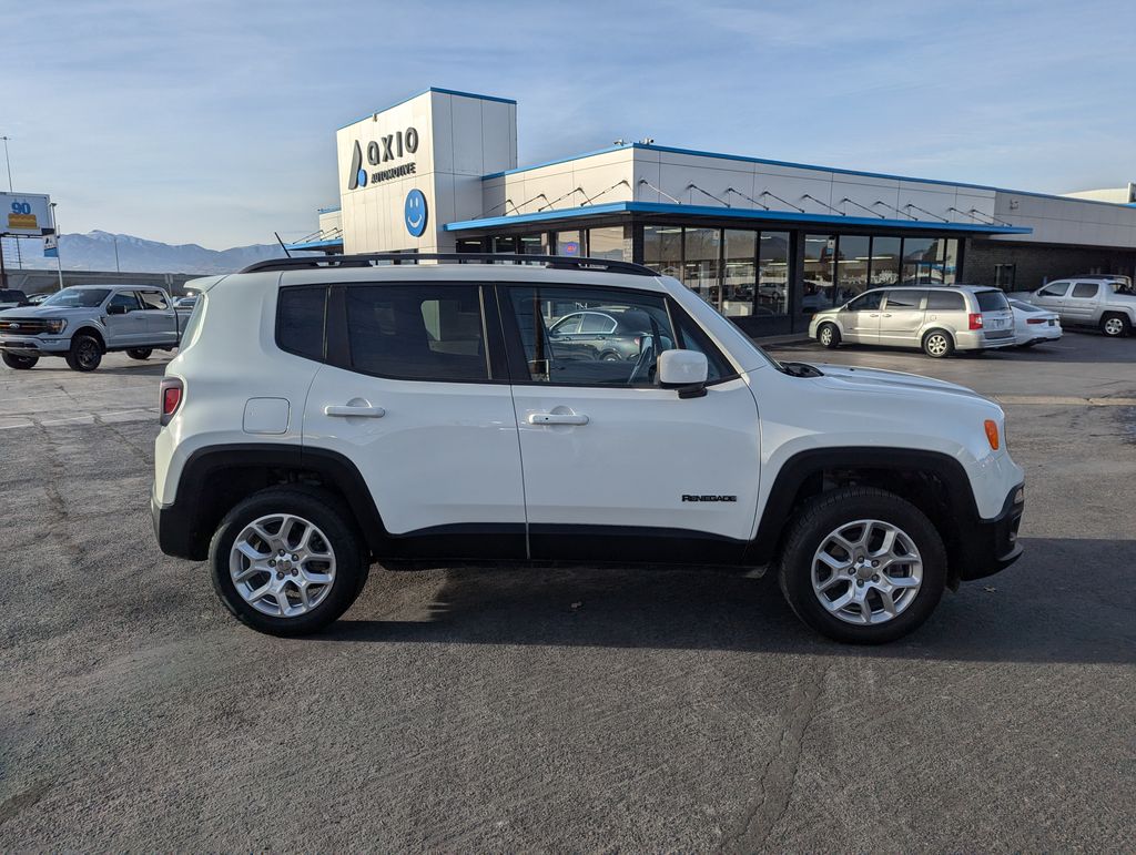 2017 Jeep Renegade Latitude 8