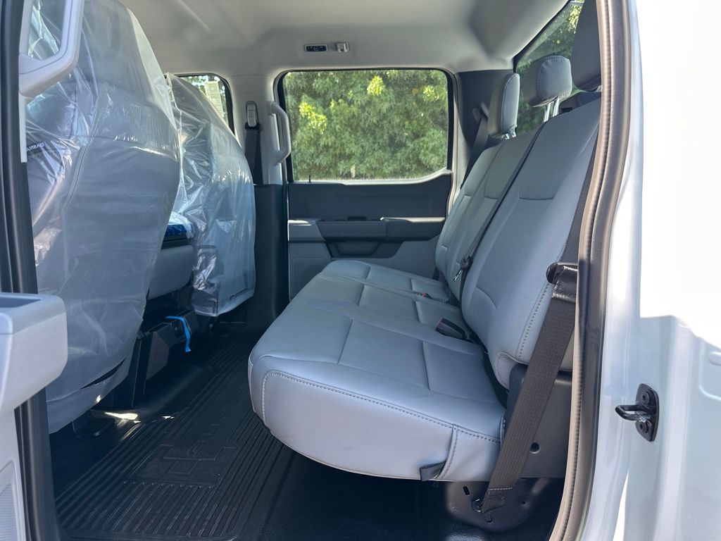 New 2026 Ford Super Duty F-250 Crew Cab 8' Box XL
