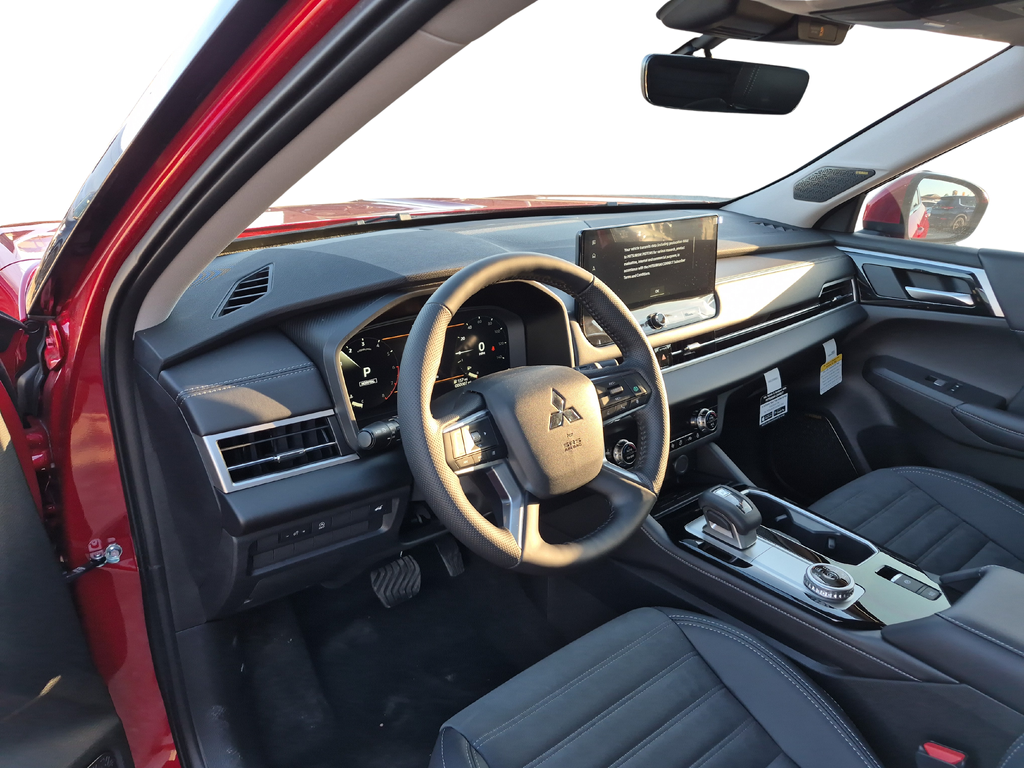 2026 Mitsubishi Outlander SE - 8