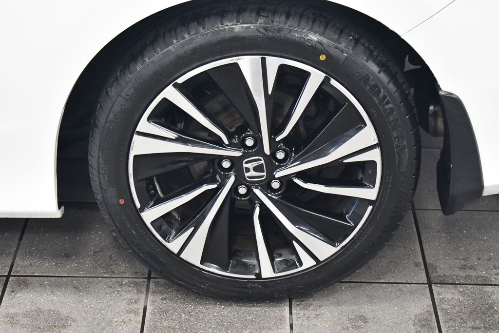 Thumbnail: 2016 Honda Accord - 13