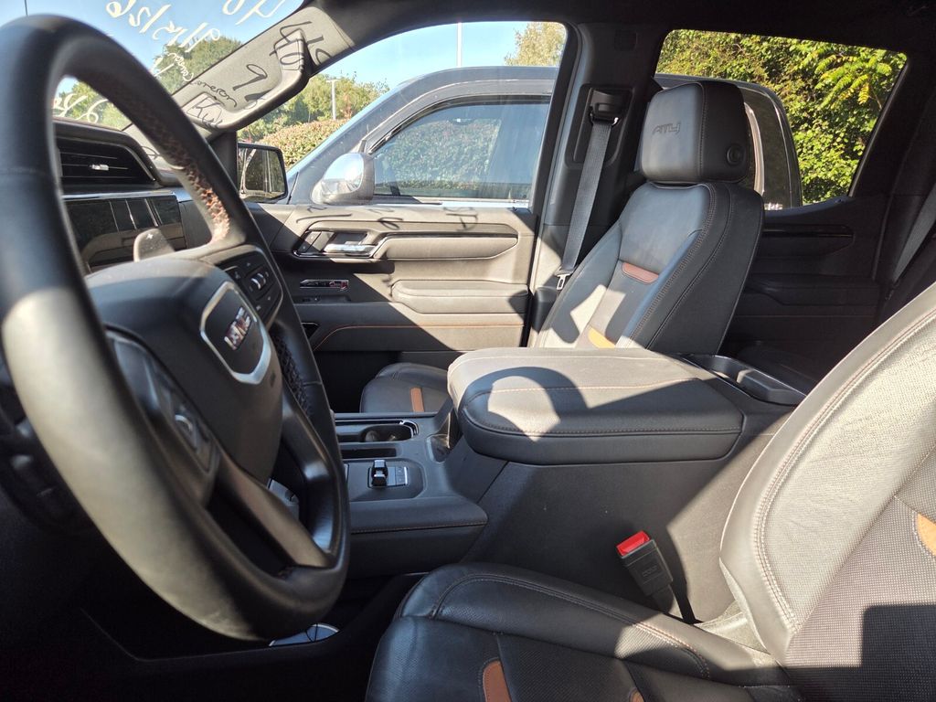 Used 2025 GMC Sierra 1500 Truck