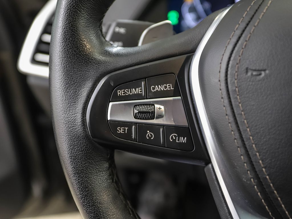 Thumbnail: 2023 BMW X5 - 12