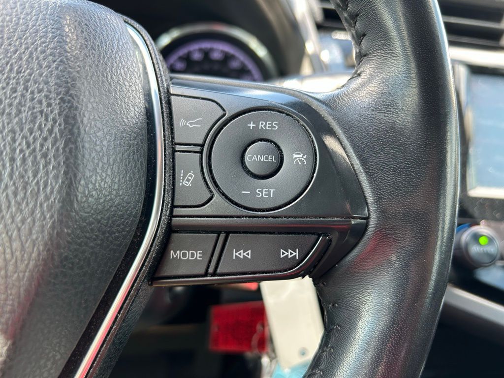 Thumbnail: 2020 Toyota Camry - 19