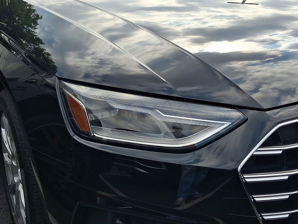 Thumbnail: 2022 Audi A4 - 4