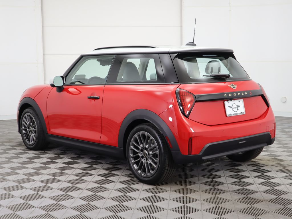 2025 MINI Cooper S 7