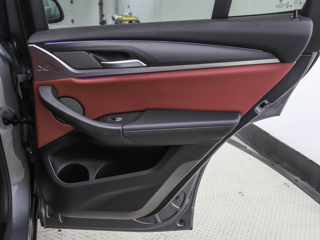 Thumbnail: 2024 BMW X3 - 25