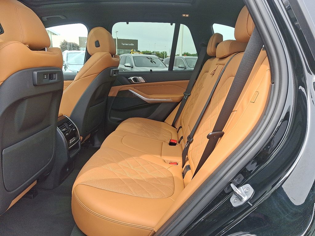 2023 BMW X5 xDrive45e 10