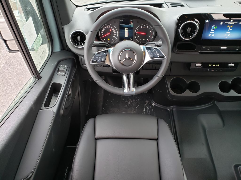 Thumbnail: 2026 Mercedes-Benz Sprinter - 21