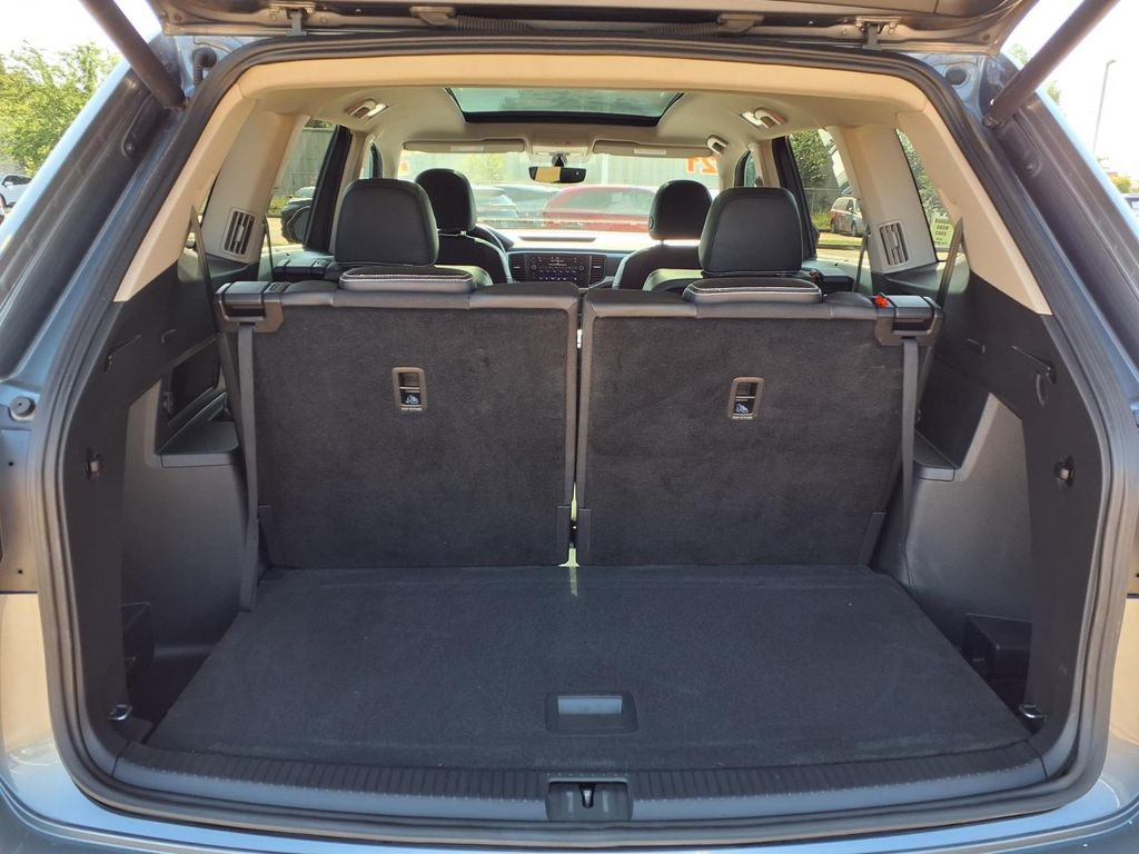 2021 Volkswagen Atlas 3.6L V6 SE w/Technology R-Line  at Wharton Ford