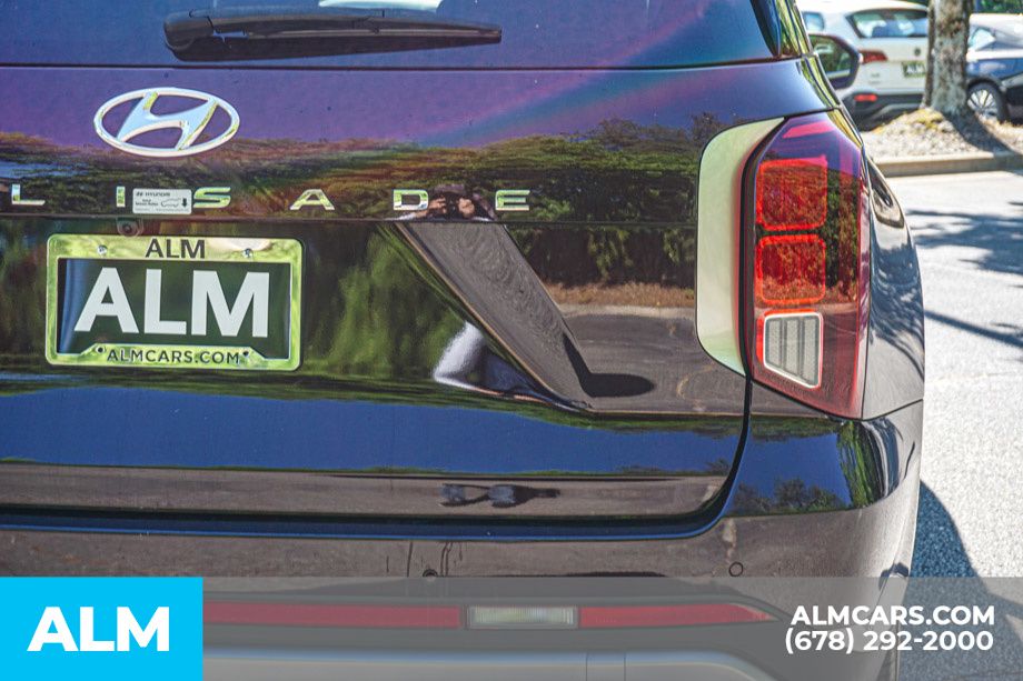 Used 2025 Red Hyundai SEL image 12