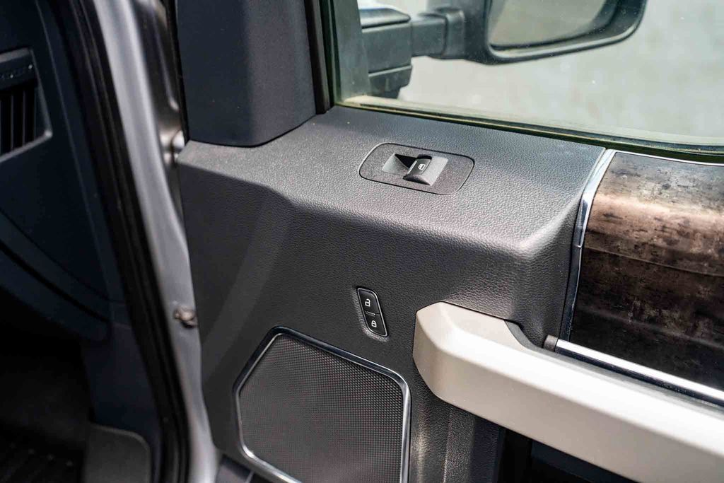Used Car 2022 Ford F-250sd  Lariat For Sale Under $60,000 In Austin, Texas