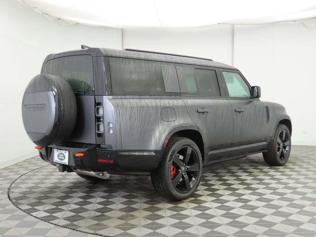 2025 Land Rover Defender 130 5