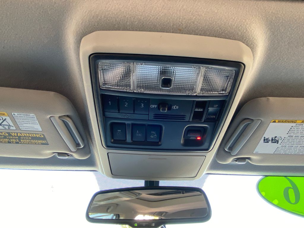 2016 Toyota 4Runner Limited 24