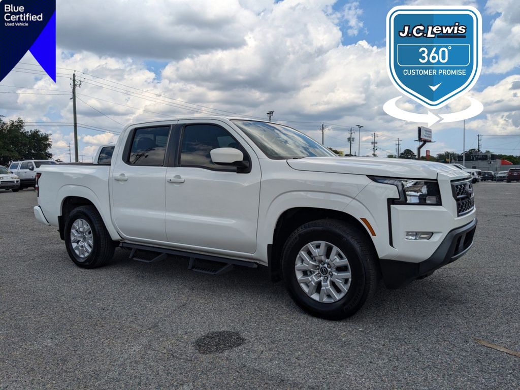 2024 Nissan Frontier SV