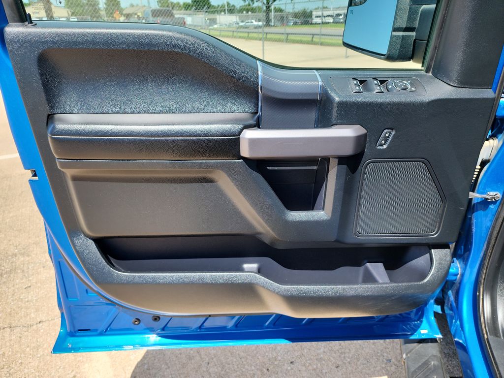 2019 Ford F-150 XLT photo