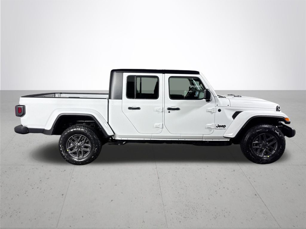 2026 Jeep Gladiator Sport S