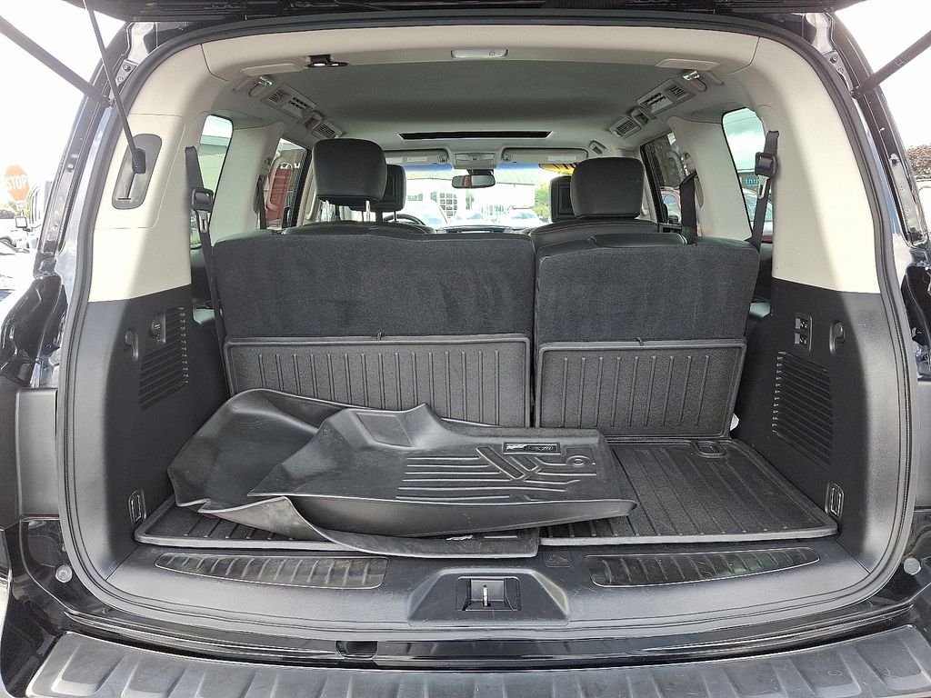 Thumbnail: 2017 Nissan Armada - 31