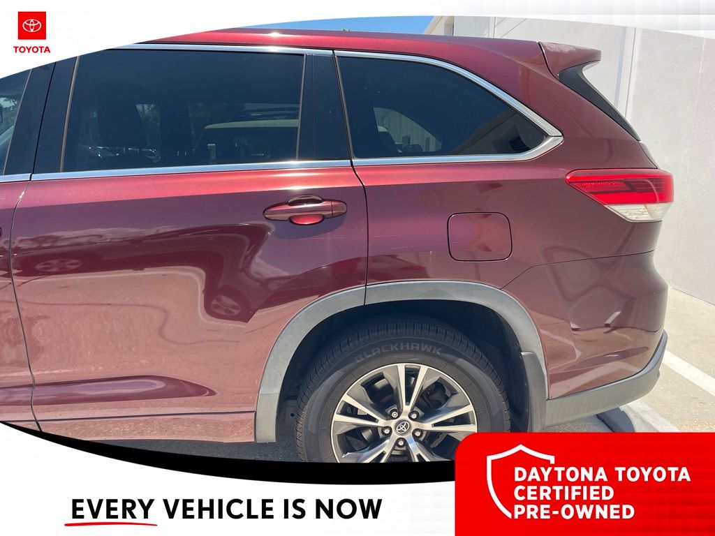 Used 2017 Toyota Highlander SUV
