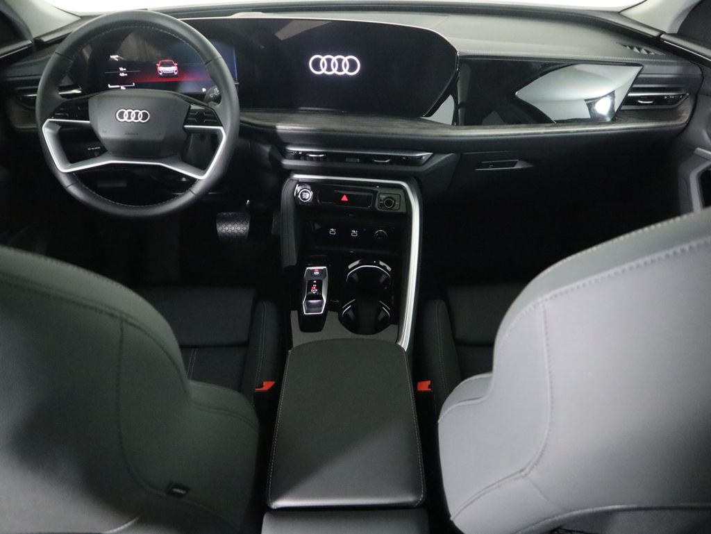 Thumbnail: 2025 Audi Q5 - 14