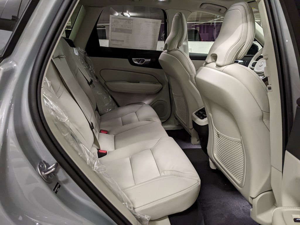 2026 Volvo XC60 Ultra - Photo 26